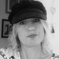 Karen Blundell