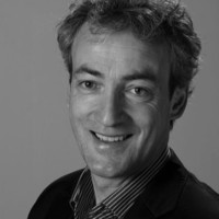 Hennie De Mik