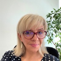 Mirela G.