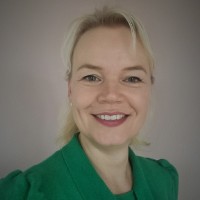 Anna Holtman