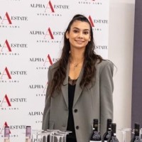 Eleni Karabagia