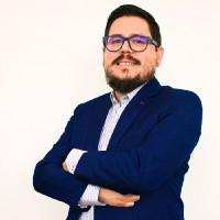 David González