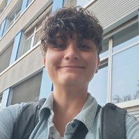 Julie Favez