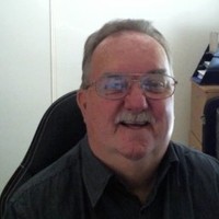 Les Baker