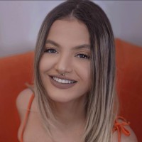 Eshelly Vieira