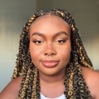 Nia Chin