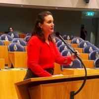 Suzanne Kröger