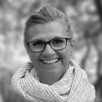 Diane Dakin