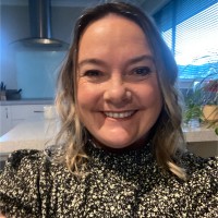 Leonie Mcbride