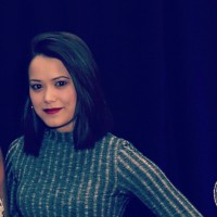 Dee De La Cruz