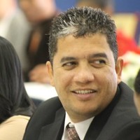 Dr. Heriberto Corral