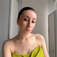 Sezen Akçarlı