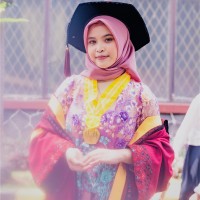 Raisya Fattimah BentangKoesoemah