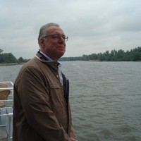Martijn Nieuwenhof, Van Den