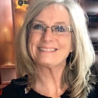 Robin McCue