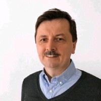 Damian Kampa
