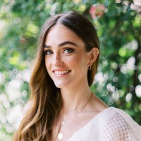 Erin Queally Alves, Cpa