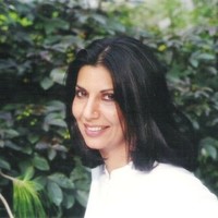 Sujata Dere