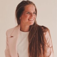 Asha Van Den Berg