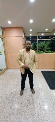 Derrick Breeding