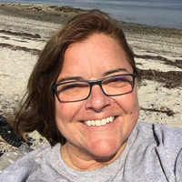 Pamela R Jones