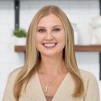 Erin Nicholas (Cichon)