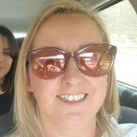 Jayne Lowe