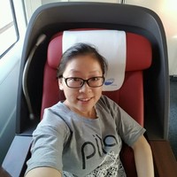 QUEENA HUANG