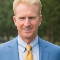 Shawn Comstock