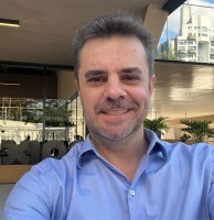 Mauricio Jezierski