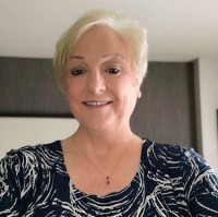 Laurie Holl