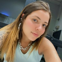 Caroline De Oliveira