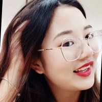 Momo He