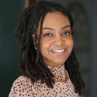 Taylor Avery, Mba