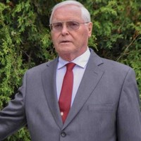 Kenneth Hill