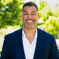 Donny Piwowarski, Broker