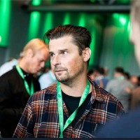 Robert Sköld