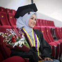 Dwi Wahyuni