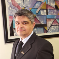 Max Santos