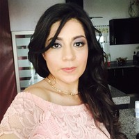 EmmaLau Flores