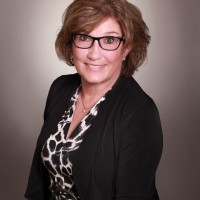 Leslie Chaklos