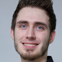 Niclas G.