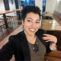 Regina Cruz Henrique