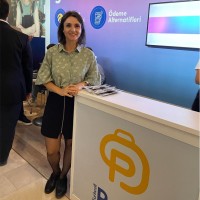Esra Aydınlar