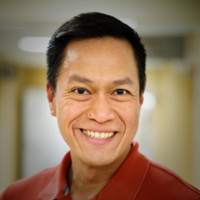 Dennis Aenlle, Pt, Dpt
