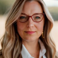 Sandi Conrad, Emba