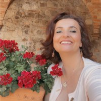 Nora Canhasi