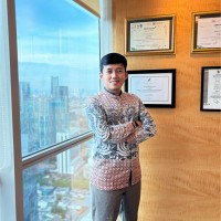 Billy Prasasti,  S. Kom