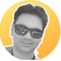 Marcos Lauder Correia de Oliveira