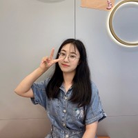 Lily Lee